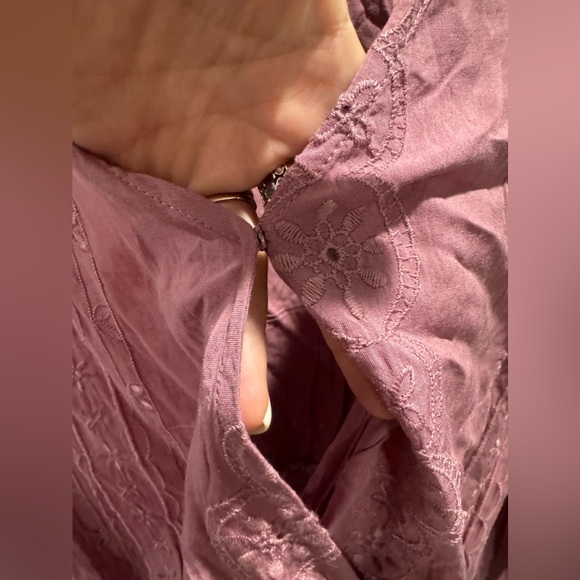 NWT Aeropostale embroidered blouse - Picture 4 of 8